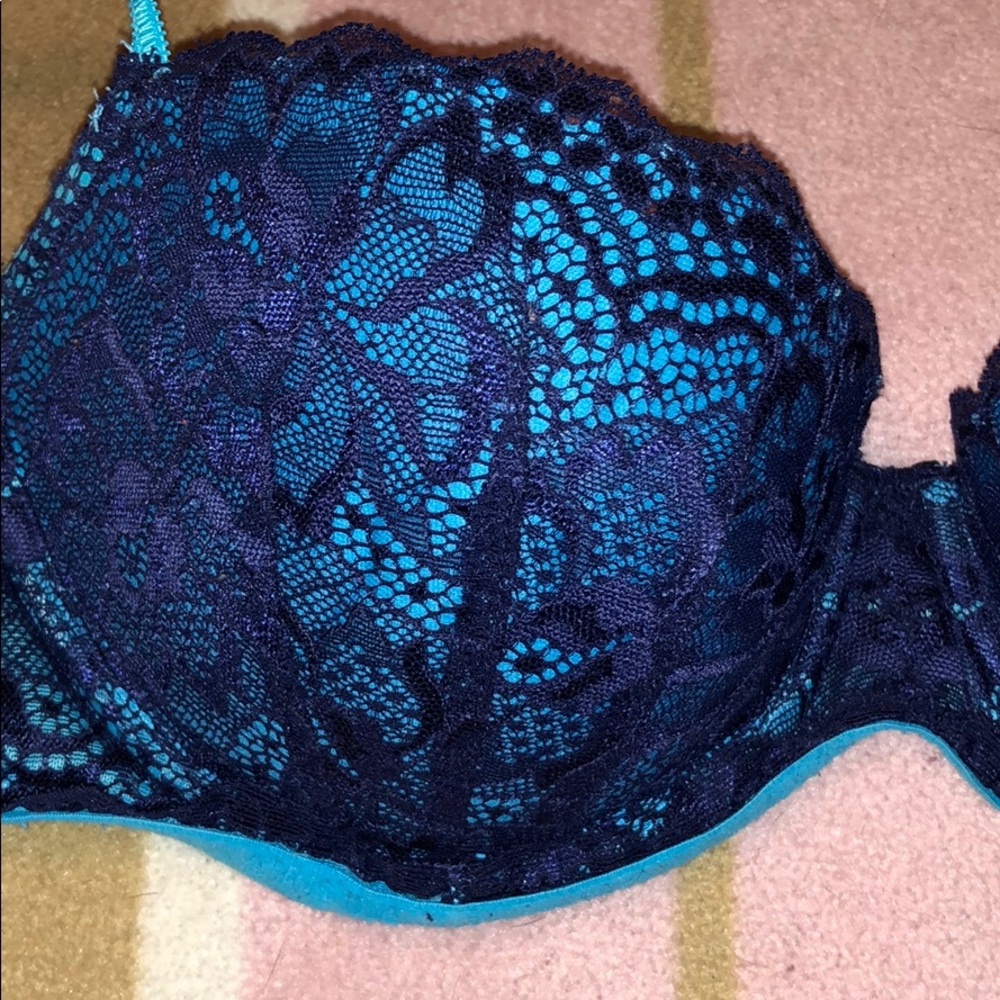 Bra - Picture 4 of 5